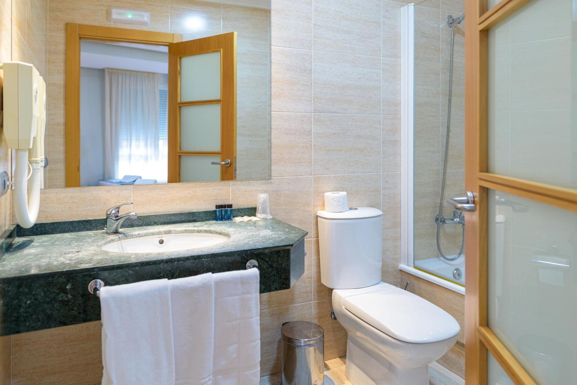 Hotel Alda Xinzo Шинсо-де-Лімія Екстер'єр фото