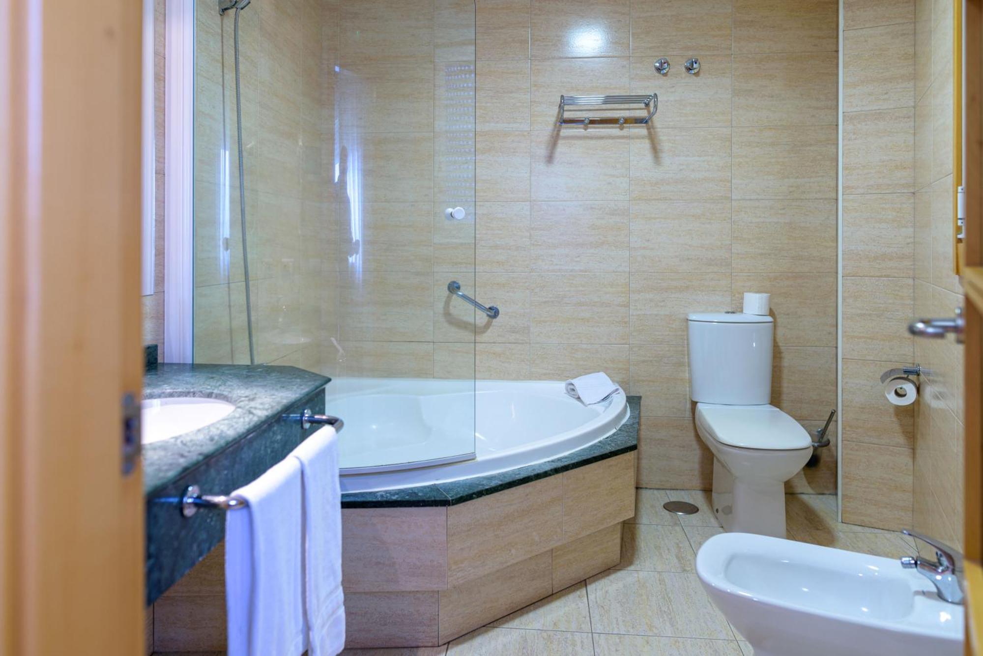 Hotel Alda Xinzo Шинсо-де-Лімія Екстер'єр фото